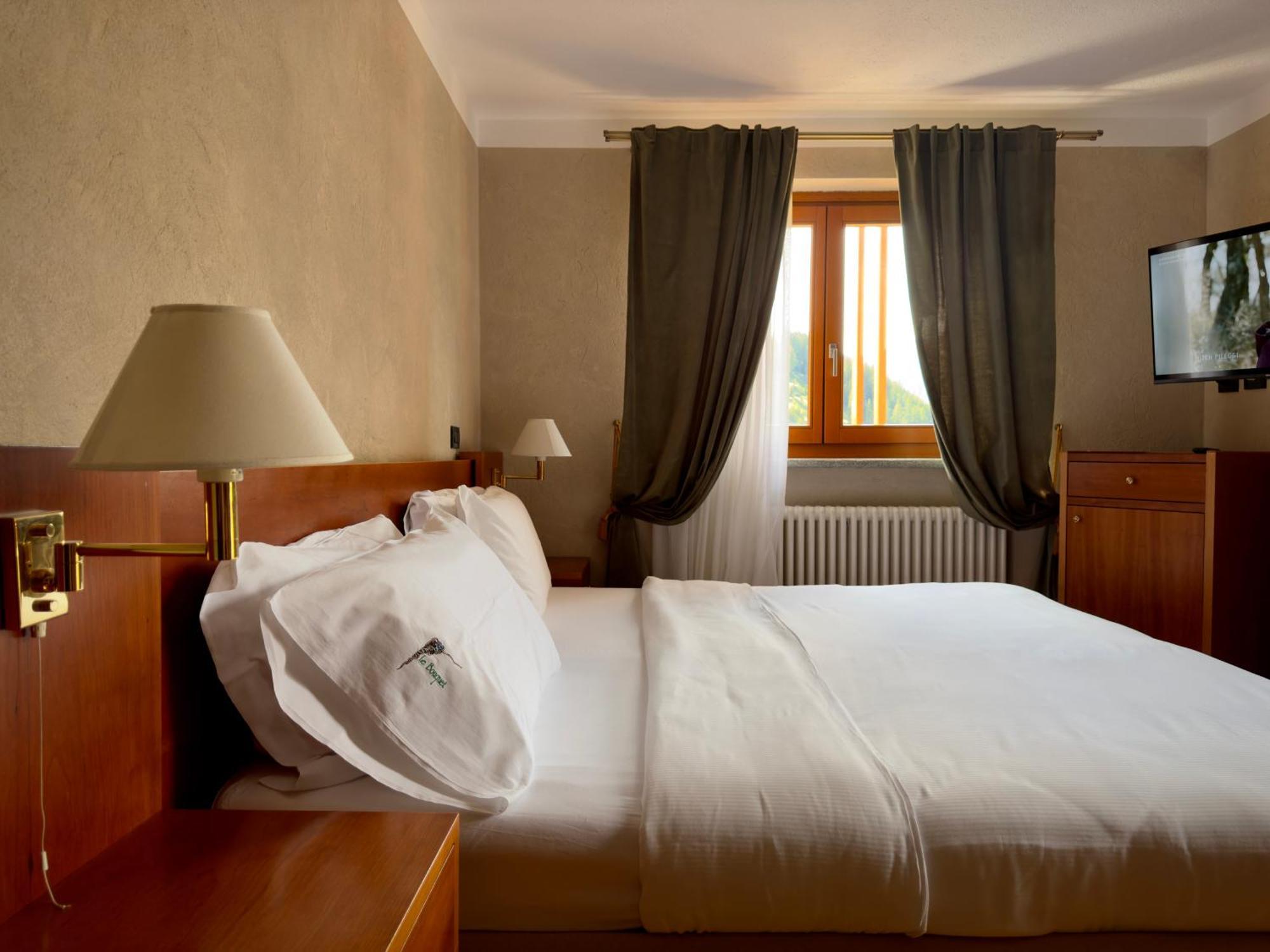 Hotel Le Bouquet - Adults Only กอนเญ ภายนอก รูปภาพ